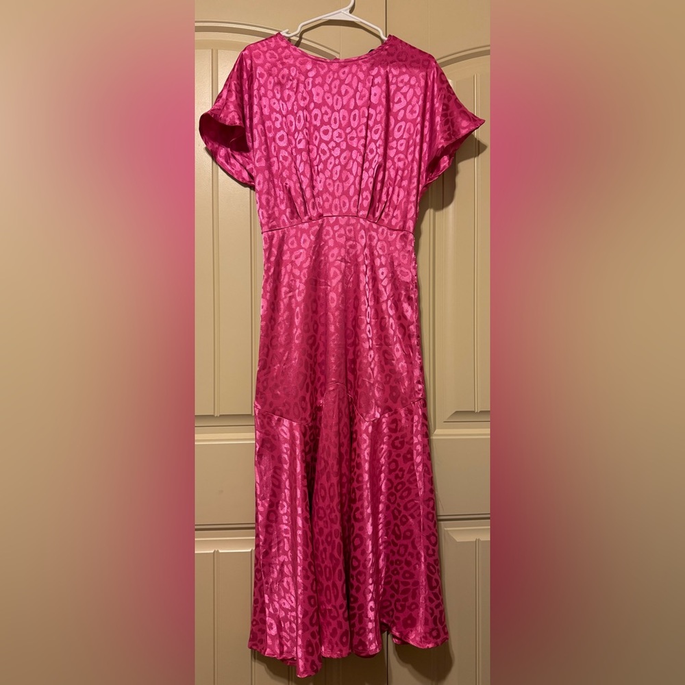 NWT VICI Carie Leopard Jacquard Maxi Dress | Medium | Pink - Picture 5 of 11